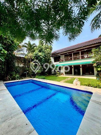 Rumah Elit Modern Siap Huni di Kemang Jakarta Selatan Rumah Elit Modern Siap Huni di Kemang Jakarta Selatan