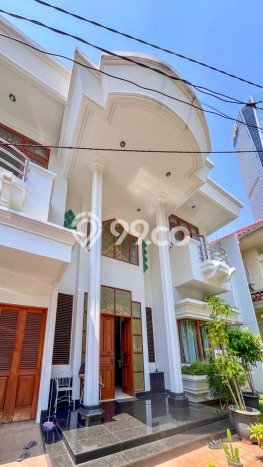 Dijual Rumah Mewah Megah Dengan View Eksklusif di Kuningan, Jakarta Selatan Dijual Rumah Mewah Megah Dengan View Eksklusif di Kuningan, Jakarta Selatan