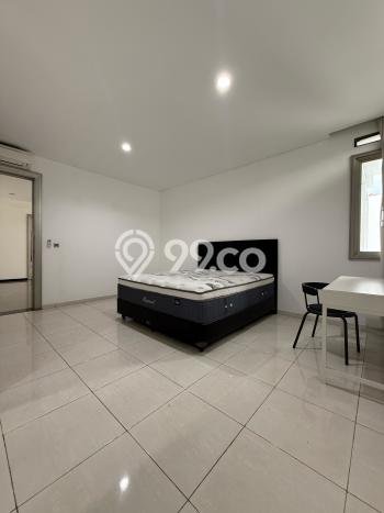 For Sale! Premium House LT 407m2 Desain Modern di Pondok Indah For Sale! Premium House LT 407m2 Desain Modern di Pondok Indah