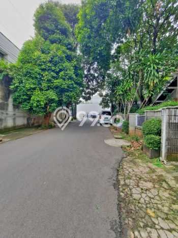 Ready to Use! Luxury House LT 424m2 Desain Elegan di Cipete Ready to Use! Luxury House LT 424m2 Desain Elegan di Cipete