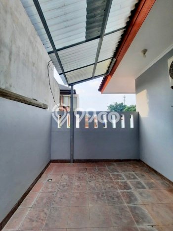 Disewakan! Rumah 4 Kamar Tidur &
3 Kamar Mandi di Cipete, Jakarta Selatan Disewakan! Rumah 4 Kamar Tidur &
3 Kamar Mandi di Cipete, Jakarta Selatan
