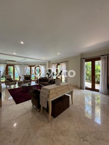 For Sale! Luxury House LT 948m2 Desain Elegan di Antasari For Sale! Luxury House LT 948m2 Desain Elegan di Antasari