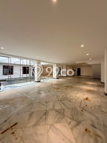 Kantor Dijual di Menteng Jakarta Pusat dengan Luas Bangunan 1000m2 Kantor Dijual di Menteng Jakarta Pusat dengan Luas Bangunan 1000m2