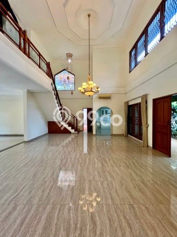 Siap Huni Rumah Mewah 5 Kamar di Cilandak Dekat ke Mana Saja Siap Huni Rumah Mewah 5 Kamar di Cilandak Dekat ke Mana Saja