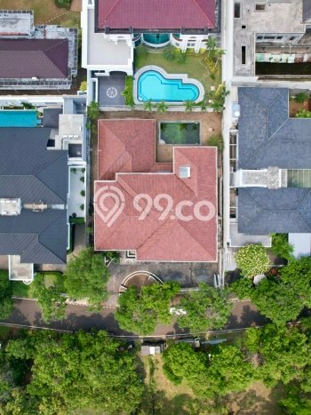 Rumah Elit Modern Tanpa Renovasi di Pondok Indah Jakarta Selatan Rumah Elit Modern Tanpa Renovasi di Pondok Indah Jakarta Selatan