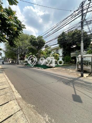 Siap Huni Hunian Elit 8 Kamar di Tebet Dekat ke Mana Saja Siap Huni Hunian Elit 8 Kamar di Tebet Dekat ke Mana Saja