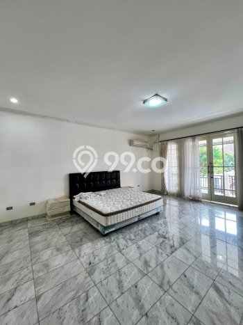 Jarang Ada! Rumah Kontrakan 5 Kamar Bagus Siap Huni Kemang Jarang Ada! Rumah Kontrakan 5 Kamar Bagus Siap Huni Kemang