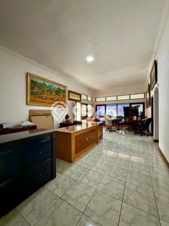 Hunian Eksklusif Siap Huni LT 528m2 di Tebet, Jakarta Selatan Hunian Eksklusif Siap Huni LT 528m2 di Tebet, Jakarta Selatan
