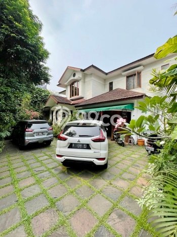 Rumah Elit Modern Tanpa Renovasi di Ampera Jakarta Selatan Rumah Elit Modern Tanpa Renovasi di Ampera Jakarta Selatan