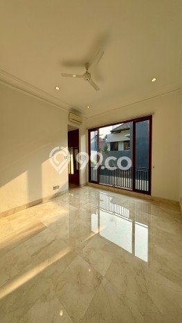 Dijual Rumah Mewah Exclusive di Cilandak, Jakarta Selatan Dijual Rumah Mewah Exclusive di Cilandak, Jakarta Selatan