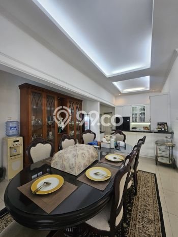 Hunian Mewah LB 400m2 Siap Pakai Desain Elegan di Lebak Bulus, Jakarta Selatan Hunian Mewah LB 400m2 Siap Pakai Desain Elegan di Lebak Bulus, Jakarta Selatan