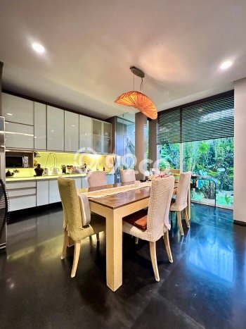 Dijual Rumah Premium dengan Fasilitas Sekitar Komplit di Cilandak, Jakarta Selatan Dijual Rumah Premium dengan Fasilitas Sekitar Komplit di Cilandak, Jakarta Selatan
