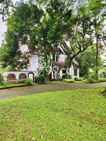 Lahan Dijual Lokasi Strategis di Jakarta Selatan dengan Luas 4980m2 Lahan Dijual Lokasi Strategis di Jakarta Selatan dengan Luas 4980m2