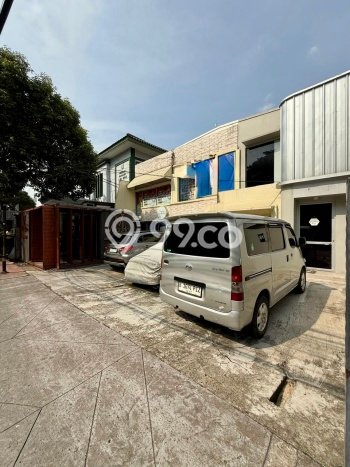 Lokasi Strategis! Dijual Ruko Bisnis di Kebayoran Baru, Jakarta Selatan Kondisi Baik Lokasi Strategis! Dijual Ruko Bisnis di Kebayoran Baru, Jakarta Selatan Kondisi Baik