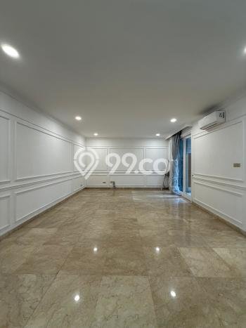 Dijual Rumah Luas Elegan Dengan View Eksklusif di Pondok Indah, Jakarta Selatan Dijual Rumah Luas Elegan Dengan View Eksklusif di Pondok Indah, Jakarta Selatan