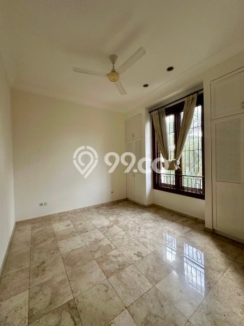 Hunian Modern Disewakan di Pejaten Jakarta Selatan 4 KT & 4 KM Hunian Modern Disewakan di Pejaten Jakarta Selatan 4 KT & 4 KM