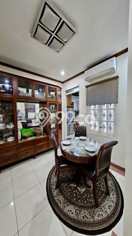 For Sale! Premium House LT 920m2 Desain Modern di Pejaten For Sale! Premium House LT 920m2 Desain Modern di Pejaten