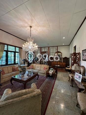 Rumah Luxury Modern Siap Huni di Pejaten Jakarta Selatan Rumah Luxury Modern Siap Huni di Pejaten Jakarta Selatan