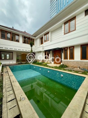 Ready to Use! Luxury House LT 535m2 Desain Elegan di Pondok Indah Ready to Use! Luxury House LT 535m2 Desain Elegan di Pondok Indah