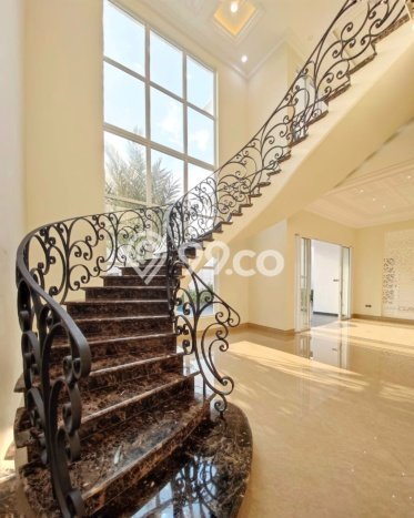 For Sale! Luxury House LT 627m2 Desain Modern di Pondok Indah For Sale! Luxury House LT 627m2 Desain Modern di Pondok Indah