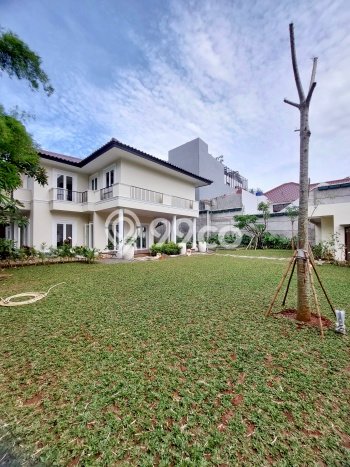 Siap Huni Rumah Mewah 3 Kamar di Kebayoran Baru Dekat ke Mana Pun Siap Huni Rumah Mewah 3 Kamar di Kebayoran Baru Dekat ke Mana Pun