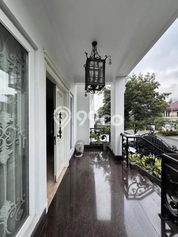 Ready to Use! Luxury House LT 410m2 Desain Modern di Pondok Indah Ready to Use! Luxury House LT 410m2 Desain Modern di Pondok Indah