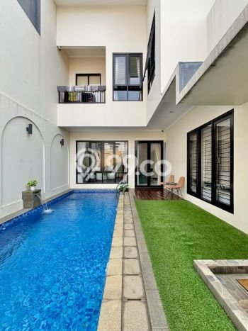 For Sale! Premium House LT 233m2 Desain Elegan di Lebak Bulus For Sale! Premium House LT 233m2 Desain Elegan di Lebak Bulus