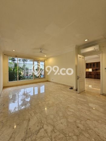 Hunian Mewah LB 600m2 Siap Pakai Desain Elegan di Pondok Indah, Jakarta Selatan Hunian Mewah LB 600m2 Siap Pakai Desain Elegan di Pondok Indah, Jakarta Selatan