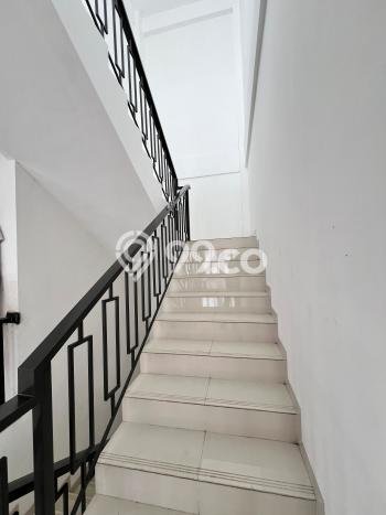 Unit Kantor Dijual di Pasar Minggu Jakarta Selatan Luas Tanah 1890m2, Luas Bangunan 2000m2 Unit Kantor Dijual di Pasar Minggu Jakarta Selatan Luas Tanah 1890m2, Luas Bangunan 2000m2