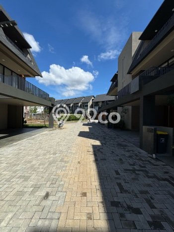 Rumah Elit LB 215m2 Siap Pakai Desain Elegan di Lebak Bulus, Jakarta Selatan Rumah Elit LB 215m2 Siap Pakai Desain Elegan di Lebak Bulus, Jakarta Selatan