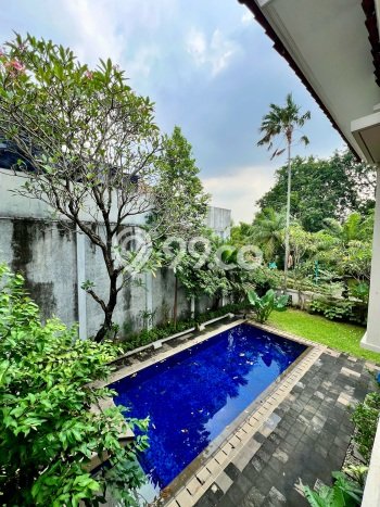 Rumah Elit LB 450m2 Siap Pakai Desain Elegan di Kemang, Jakarta Selatan Rumah Elit LB 450m2 Siap Pakai Desain Elegan di Kemang, Jakarta Selatan