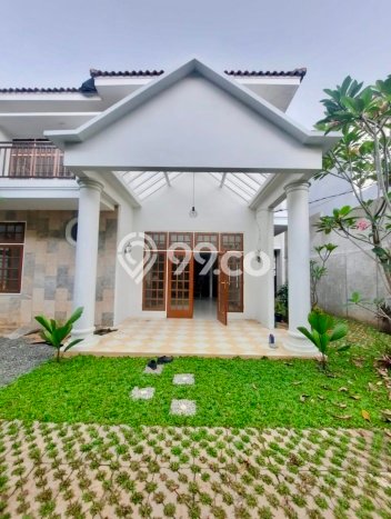 Rumah Tenang area Cilandak, 4 KT, LT 440m2m² LB 300m2m² Rumah Tenang area Cilandak, 4 KT, LT 440m2m² LB 300m2m²