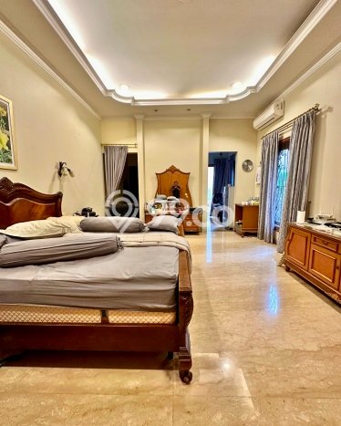 Rumah Eksklusif Siap Huni LT 527m2 di Menteng, Jakarta Pusat Rumah Eksklusif Siap Huni LT 527m2 di Menteng, Jakarta Pusat