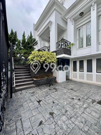 Ready to Use! Luxury House LT 410m2 Desain Modern di Pondok Indah Ready to Use! Luxury House LT 410m2 Desain Modern di Pondok Indah