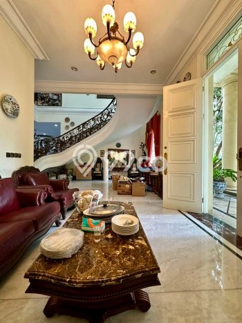 Rumah Mewah Siap Huni LT 650m2 di Kebayoran Baru, Jakarta Selatan Rumah Mewah Siap Huni LT 650m2 di Kebayoran Baru, Jakarta Selatan