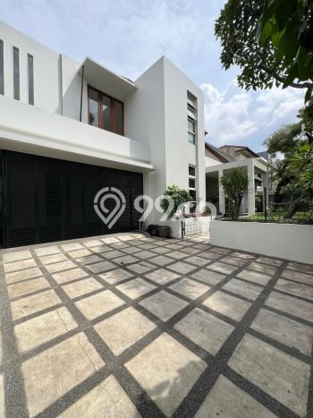 Sewa Rumah Strategis di Permata Hijau LT 600m2 / LB 540m2 Kondisi Bagus Sewa Rumah Strategis di Permata Hijau LT 600m2 / LB 540m2 Kondisi Bagus