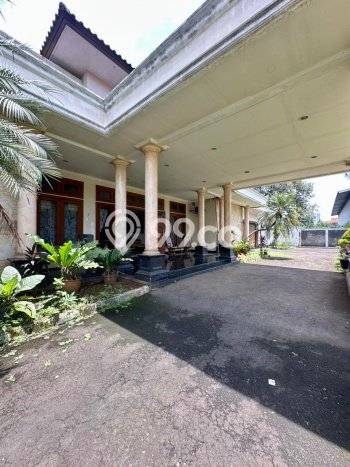 Rumah Mewah Dijual LT 2331m2 di Ciputat Timur, Tangerang Selatan Rumah Mewah Dijual LT 2331m2 di Ciputat Timur, Tangerang Selatan