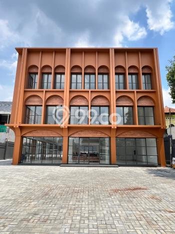 Unit Kantor Dijual di Pasar Minggu Jakarta Selatan Luas Tanah 1890m2, Luas Bangunan 2000m2 Unit Kantor Dijual di Pasar Minggu Jakarta Selatan Luas Tanah 1890m2, Luas Bangunan 2000m2