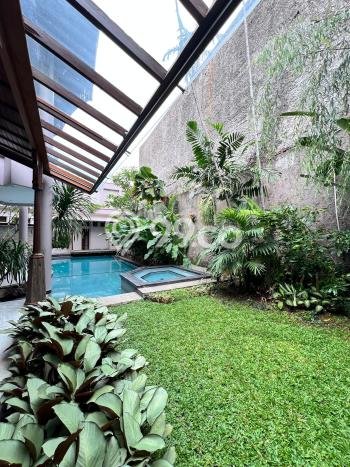 Rumah Luxury Modern Tanpa Renovasi di Pondok Indah Jakarta Selatan Rumah Luxury Modern Tanpa Renovasi di Pondok Indah Jakarta Selatan