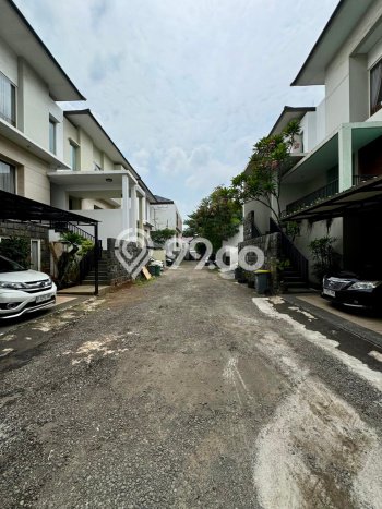 Dijual Rumah Luas Elegan Dengan View Eksklusif di Tanjung Barat, Jakarta Selatan Dijual Rumah Luas Elegan Dengan View Eksklusif di Tanjung Barat, Jakarta Selatan
