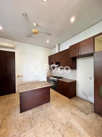 Rumah Luxury Modern Siap Huni di Pejaten Jakarta Selatan Rumah Luxury Modern Siap Huni di Pejaten Jakarta Selatan