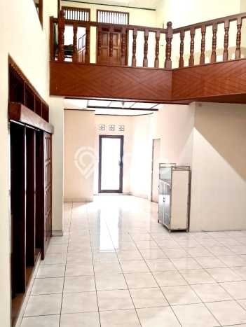 For Sale Hunian Rumah Terawat 7 KT di Bandung Timur, Bandung For Sale Hunian Rumah Terawat 7 KT di Bandung Timur, Bandung