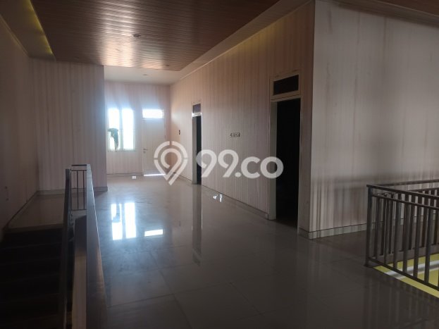 Siap Huni Rumah Mewah 20 Kamar di Cipondoh Dekat ke Mana Pun Siap Huni Rumah Mewah 20 Kamar di Cipondoh Dekat ke Mana Pun