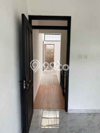 Jual Rumah Minimalis Bagus Punya 4 KT di Ciledug Tangerang SHM Jual Rumah Minimalis Bagus Punya 4 KT di Ciledug Tangerang SHM