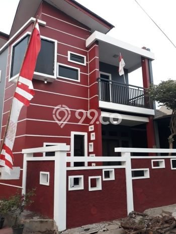 GOOD DEAL! Rumah Strategis di , LT 250m2m² Bangunan 300m2m² GOOD DEAL! Rumah Strategis di , LT 250m2m² Bangunan 300m2m²