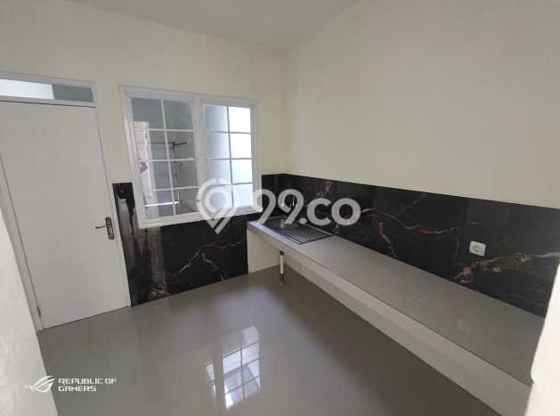 PROPERTI UNGGULAN! Rumah Strategis area , LT 375m2m² Bangunan 285m2m² PROPERTI UNGGULAN! Rumah Strategis area , LT 375m2m² Bangunan 285m2m²