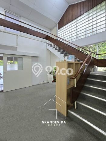 Unit Komersial Dijual di Kebayoran Baru Jakarta Selatan Luas Tanah 1065m2, Luas Bangunan 500m2 Unit Komersial Dijual di Kebayoran Baru Jakarta Selatan Luas Tanah 1065m2, Luas Bangunan 500m2
