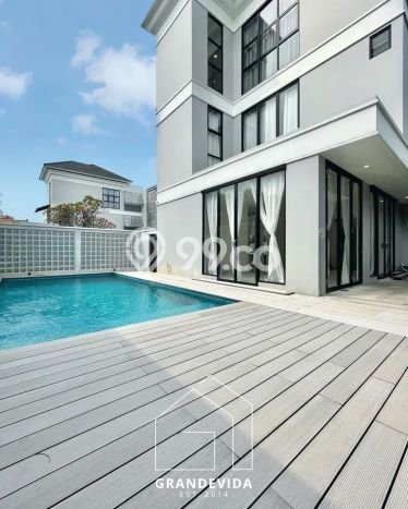 Dijual Rumah Premium dengan Fasilitas Sekitar Komplit di Cilandak, Jakarta Selatan Dijual Rumah Premium dengan Fasilitas Sekitar Komplit di Cilandak, Jakarta Selatan