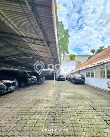 Dijual Hunian Mewah dengan Fasilitas Sekitar Lengkap di Kebayoran Baru, Jakarta Selatan Dijual Hunian Mewah dengan Fasilitas Sekitar Lengkap di Kebayoran Baru, Jakarta Selatan