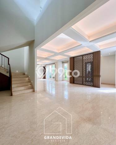 Dijual Rumah Luas Megah Dengan View Cantik di Kuningan, Jakarta Selatan Dijual Rumah Luas Megah Dengan View Cantik di Kuningan, Jakarta Selatan